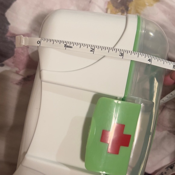 First aid kit organizer carrying full set toolbox. - Picture 6 of 9